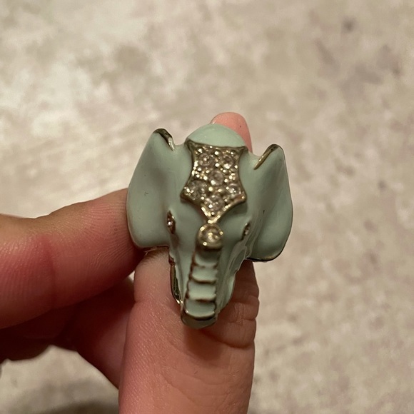 Elephant ring - Picture 2 of 2